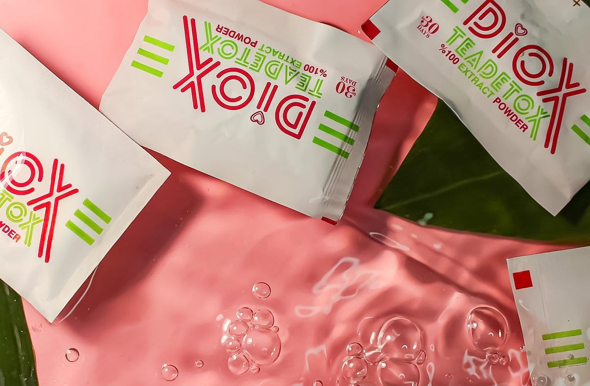 Diox Detox Tea box and herbal detox tea sachets